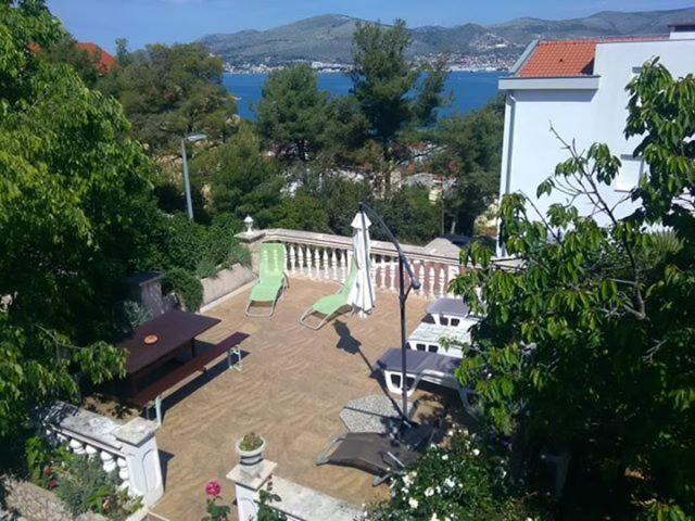 Villa Caroline Trogir Exterior foto